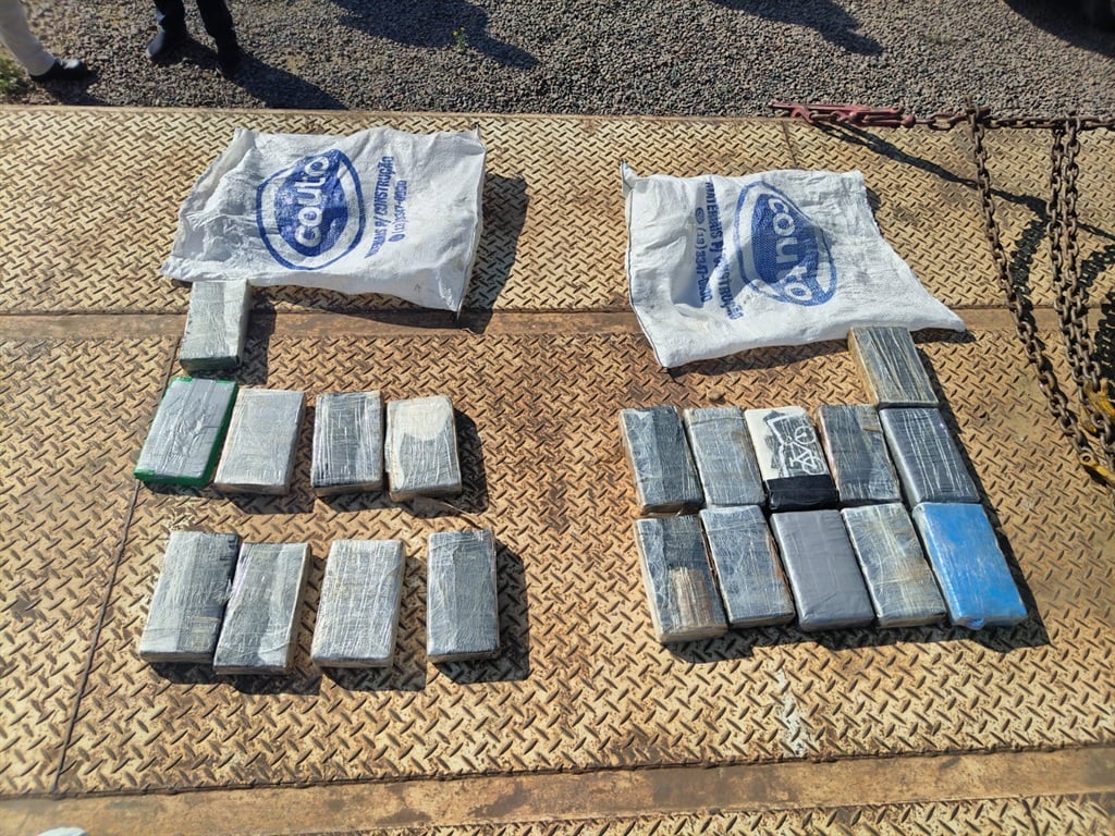 News24 | Hawks seize cocaine worth R8 million near Pietermaritzburg