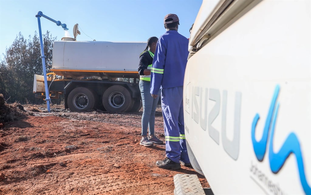 News24 | Parts of Joburg still left with no water following treatment plant maintenance