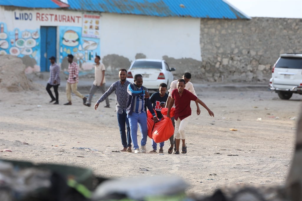 News24 | At least 32 killed in Somalia beach attack, police say