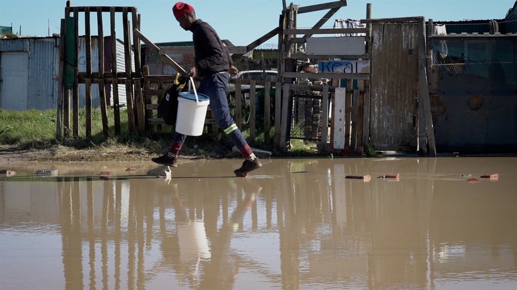 News24 | 'Rain not bullets': Cape Flats residents say storms have kept gangsters off the streets