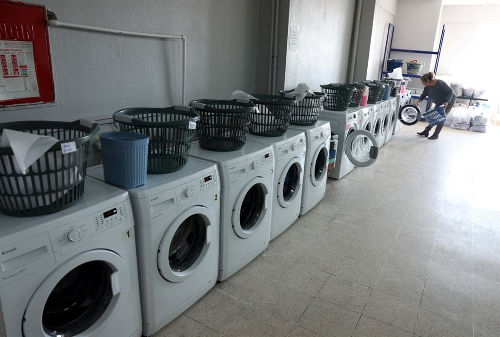 News24 | Laundry blues: Cape Town residents in a spin as they run out of clothes to wear