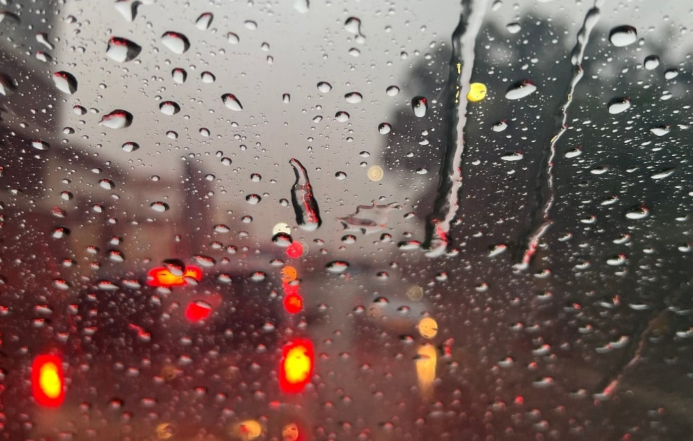 News24 | Monday's weather: Wet, cold, windy conditions expected to continue in Western Cape, Northern Cape