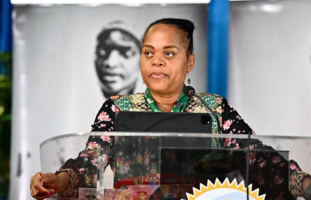 Premier demands national honour for struggle hero    | Daily Sun