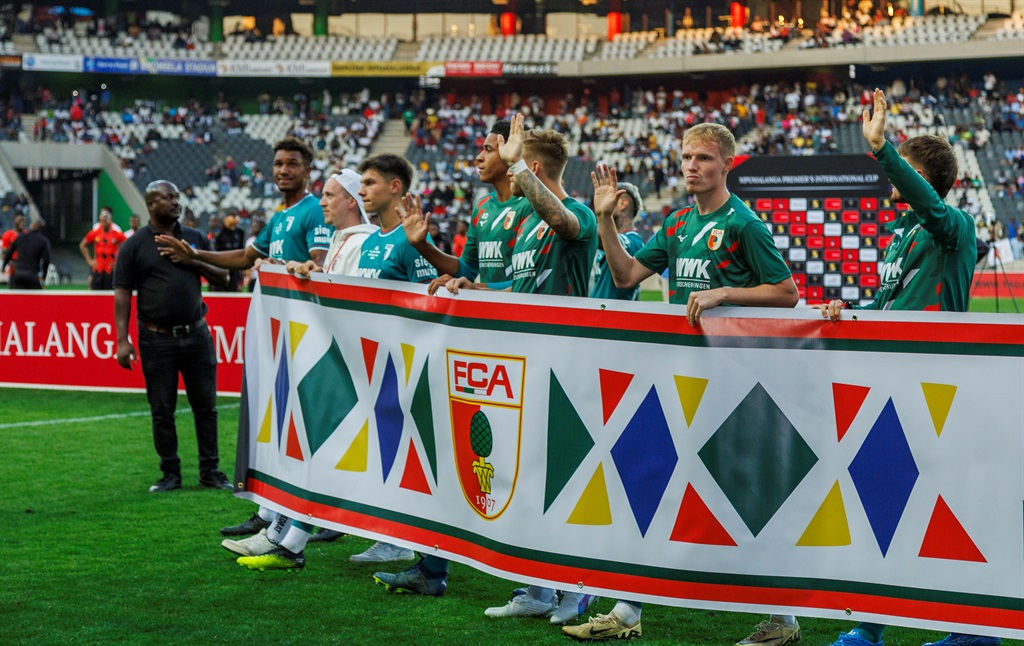 Augsburg Wraps Up SA Tour With Kit Reveal & Emotional Sendoff | Soccer Laduma