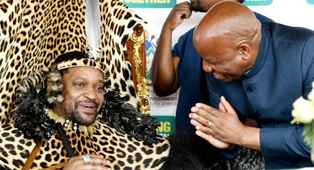 News24 | Zulu king praises KZN cops for 'protecting us from violent criminals' 