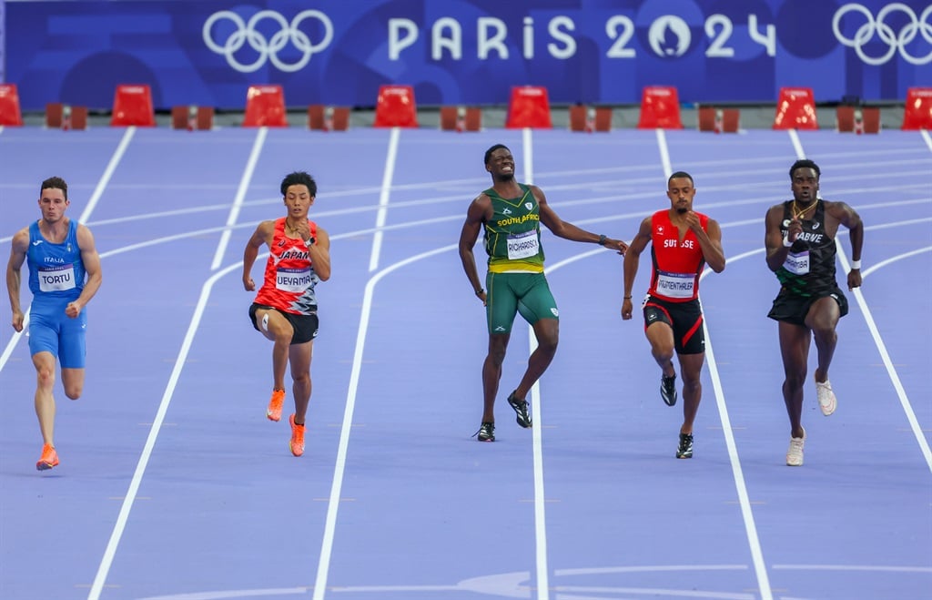 OUCH! SA sprinter Benjamin Richardson pulls up with what looks to be a hamstring injury during his heat in the men's Olympic 200m at the Stade de France in Paris. (Roger Sedres/Gallo Images)