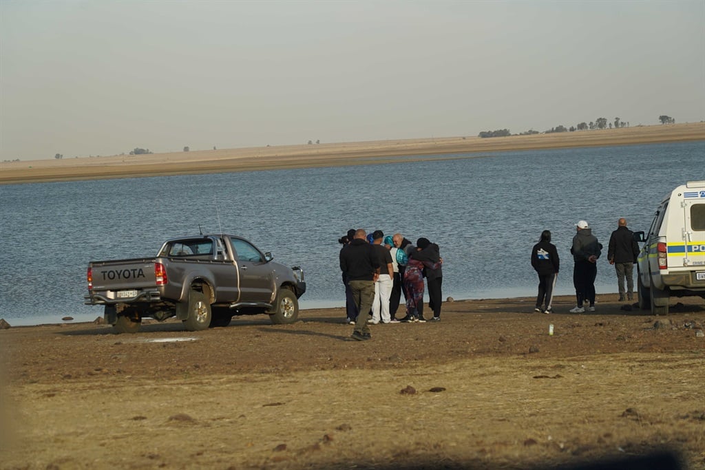 Moments after rescuers found the body of Greenside High School pupil Reza Saloojee in the Vaal Dam. (Alfonso Nqunjana, News24)