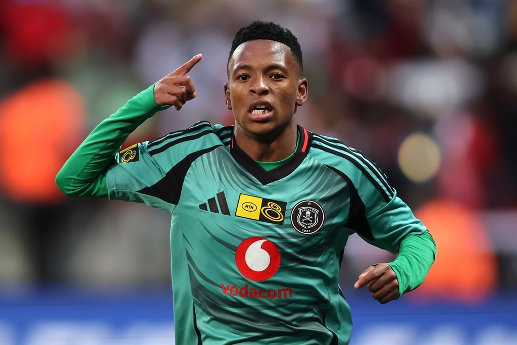 Mofokeng sparks, but Rhodes fires back as Pirates leave Cape Town with ...