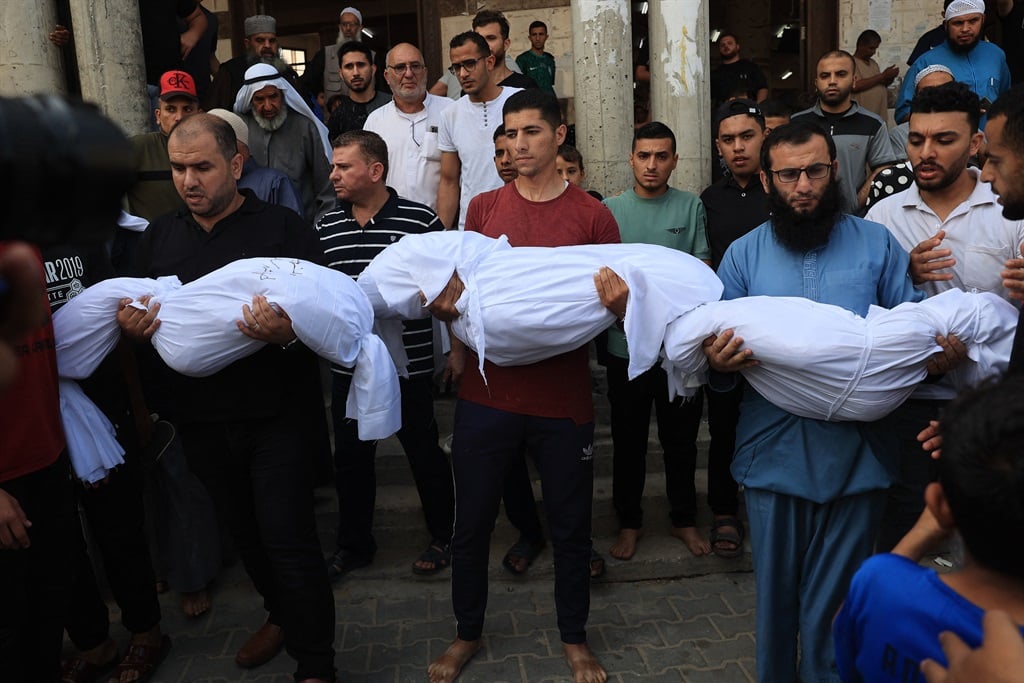 Noticias24 | Una imagen de su dolor se apoderó del mundo. Un año después, una mujer de Gaza atormentada por recuerdos