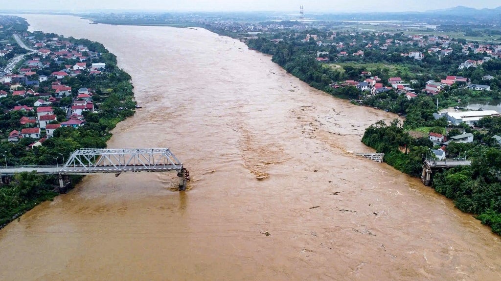 At least 24 dead in Vietnam after Typhoon Yagi triggers landslides, floods | News24