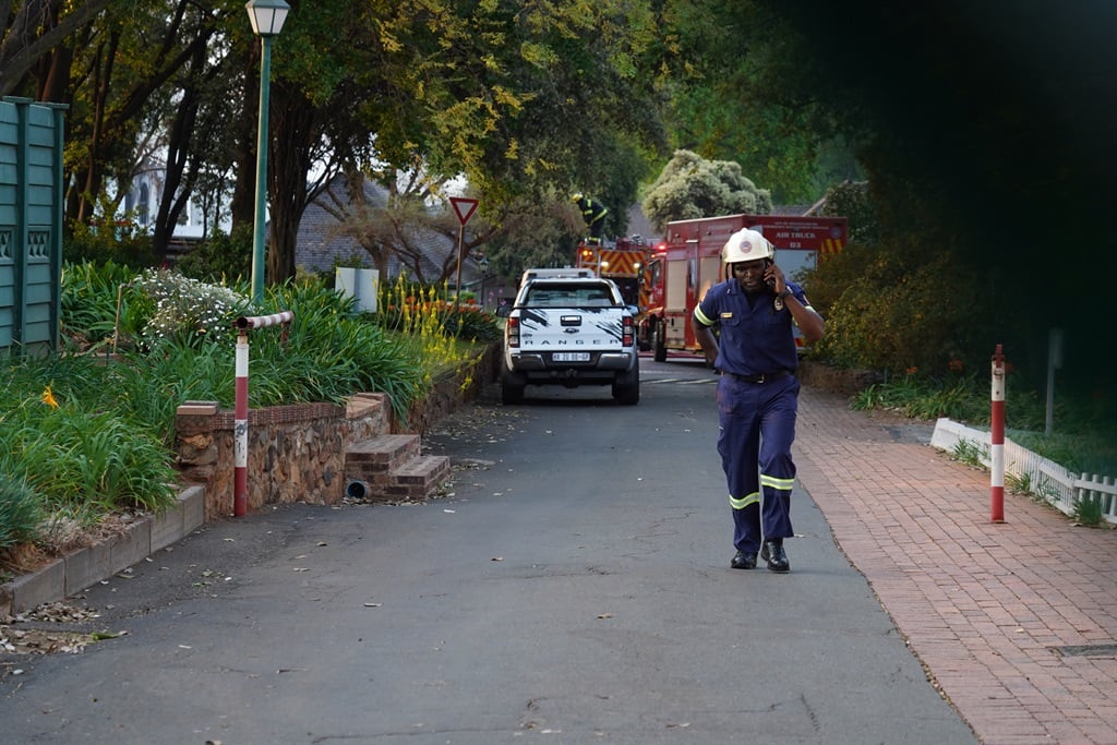 SEE | Firefighters contain blaze at Johannesburg Country Club | News24