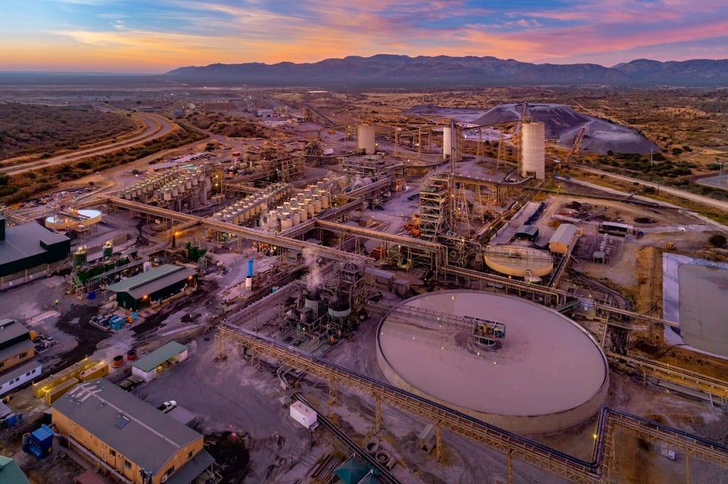 The mine produces about 120 000 ounces of platinum group metals.