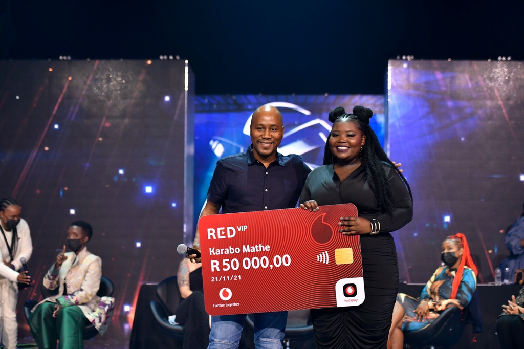 Berry and Karabo received their prizes. 