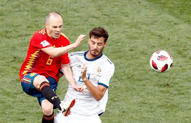 <p>120' FULL-TIME: Spain 1-1 Russia</p><p>We're headed to the lottery of PENALTIES after 120 minutes of football.</p>