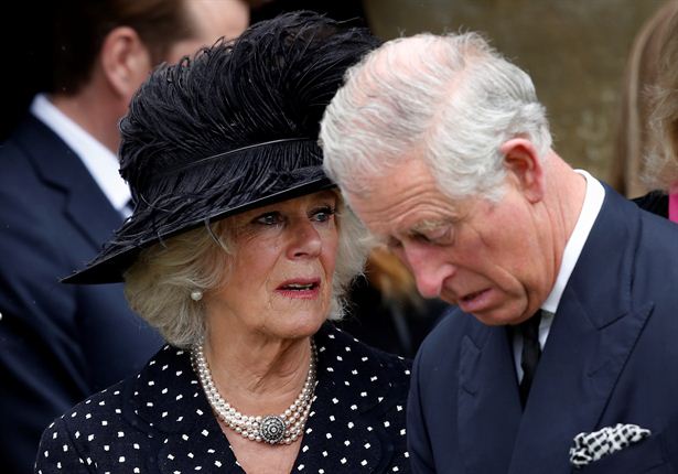 Camilla in tears at her brother's funeral | Channel24