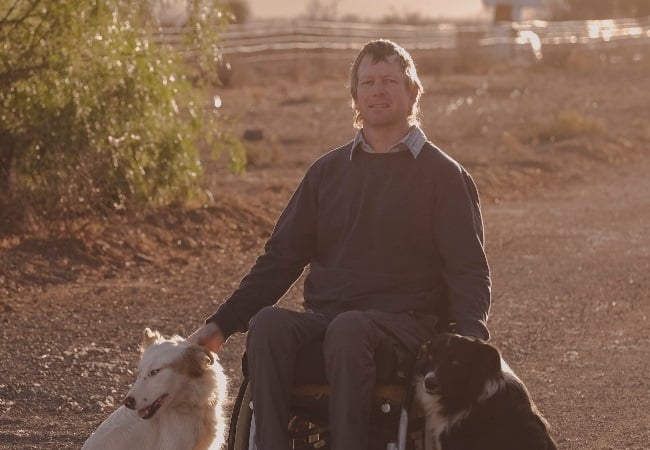 Sarel Hayward has been farming for almost 20 years and isn't letting his disability stop him. (PHOTO: Supplied)