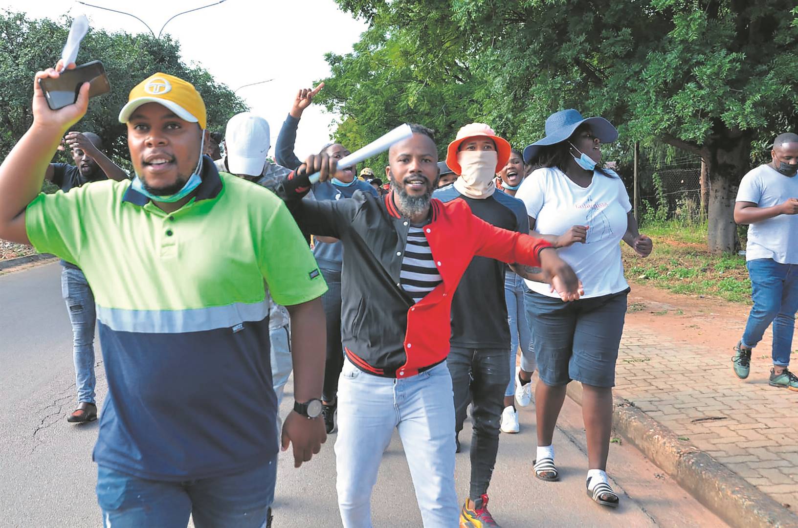Angry people of Phokeng marched to Royal Bafokeng Administration to hand over a memorandum last Thursday.                    Photo by Rapula Mancai 