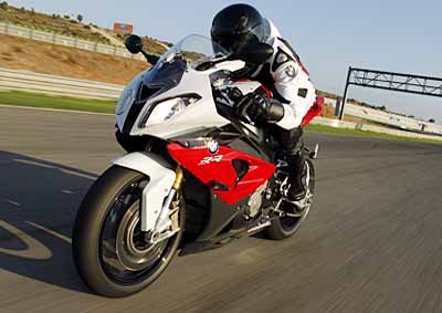 <b>HOT LAP AT RICARDO TORMO:</b> Behind the visor is moustachiod author Dave Fall - who reckons racing leathers from the 1970's are making a big comeback!