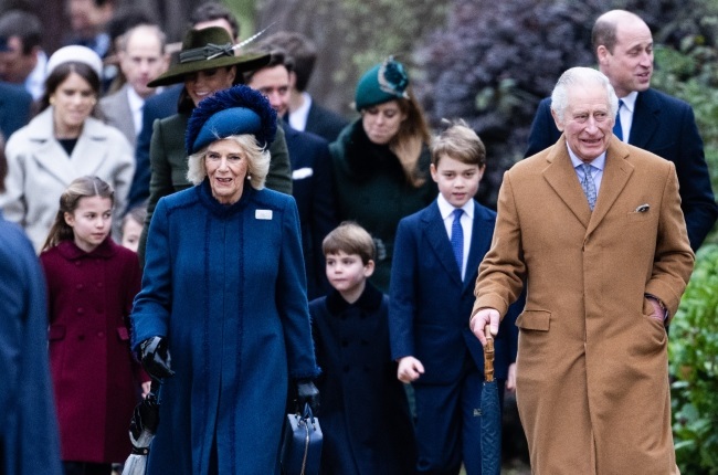Camilla and Charles lead Charlotte, Louis, George and other members of the royal family as they attend church at Sandringham on Christmas Day in 2022. (PHOTO: Gallo Images/ Getty Images)