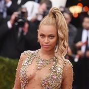 PHOTOS | Beyoncé pulls out a risqué dress at the Oscars afterparty, we bow!