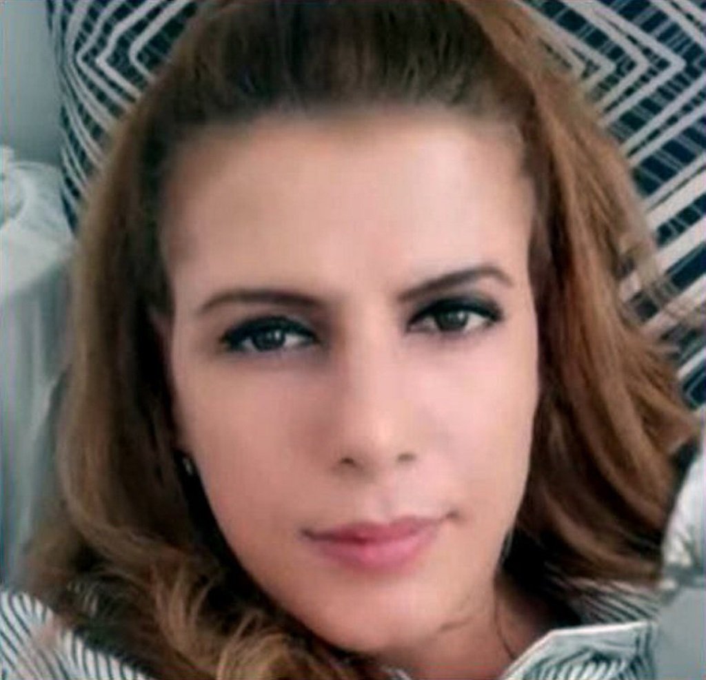 Yasemin Uzuncelebi, (42) veg steeds om haar lewe i