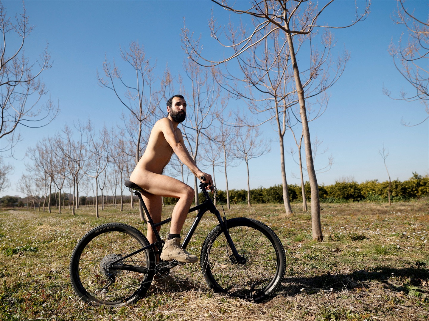 Businessinsider.co.za | A top Spanish court ruled that a man has the right to walk around naked in public, report says