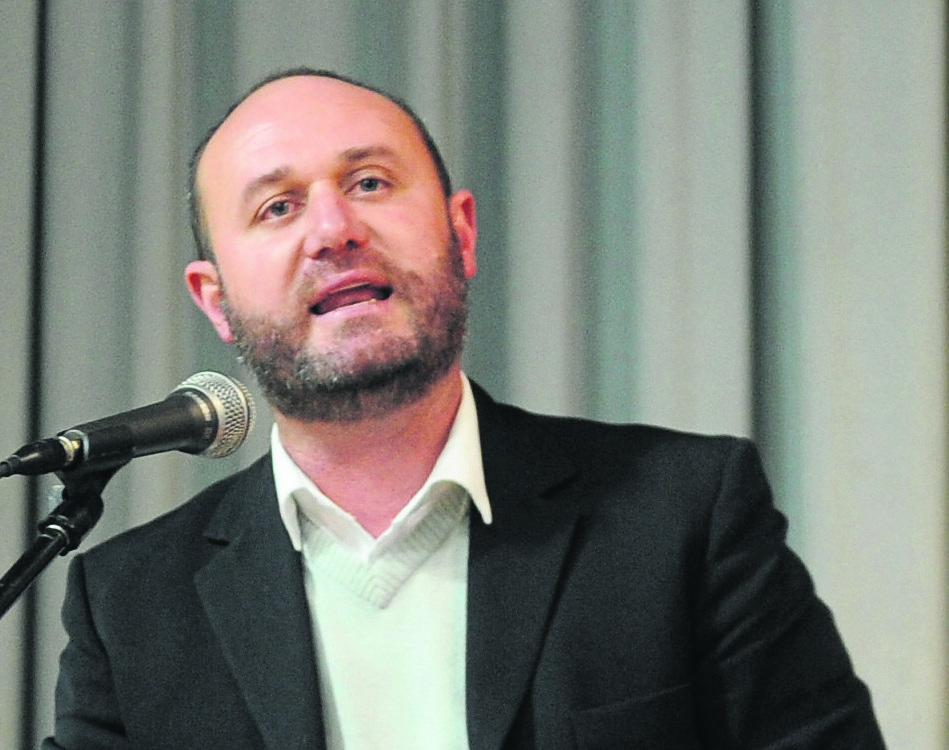 The DA's Retief Odendaal was elected the new mayor of Nelson Mandela Bay following a chaotic council meeting yesterday, September 21, that lasted until the early hours of this morning. 