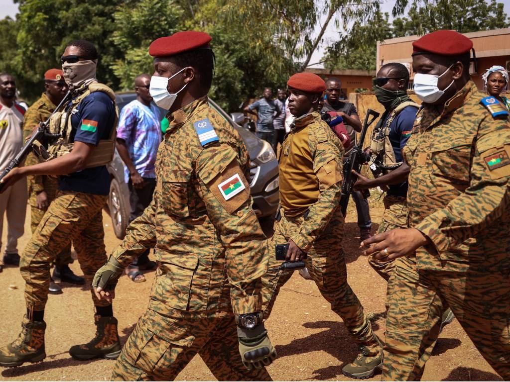 PENDAPAT |  Temitope J. Laniran: Demokrasi dangkal disalahkan atas gelombang kudeta di Afrika Barat