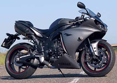 <b>BABY STEPS: </b>The 2012 R1 hasn’t changed much, barring the addition of traction control. <a href="http://www.wheels24.co.za/Multimedia/Special/2012-Yamaha-R1-20120120" target="_blank"> Picture gallery</a>