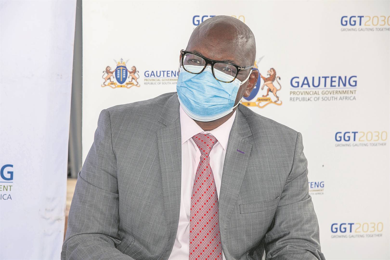 Premier David Makhura gave an update on Covid-19 numbers in the province at Maphutha Secondary School in Mayibuye yesterday. Photo by Gallo Images/Papi Morake