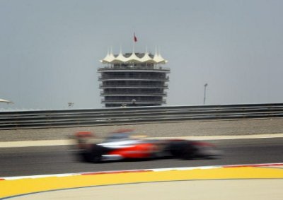 <b>DESERT SANDS BECKON:</b> Formula 1 bosses are keen to return to Bahrain's desert circuit this year and the security consultant appointed by the FIA is convinced of the kingdom's safety.