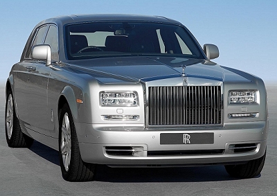  <b>TIMELESS DESIGN:</b> It's hard to improve on a classic design which is why Rolls-Royce opted for more subtle approach with its next-generation Phantom. <a href="http://preview.wheels24.co.za/Multimedia/Manufacturers/RollsRoyce/2012-Rolls-