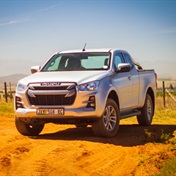 REVIEW | Taking the Isuzu D-Max bakkie on a hellish dirt road to Tankwa