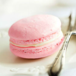 Pink macarons | Food24