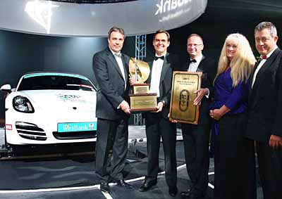 <b>FIRST PORSCHE TO CLAIM SA COTY TITLE:</b> Posing with the Porsche Boxster (from left) are Brian Riley (WesBank), Toby Venter, Christo Kruger, Jessica Baker (Porsche SA) and Danie van Jaarsveld (SAGMJ).