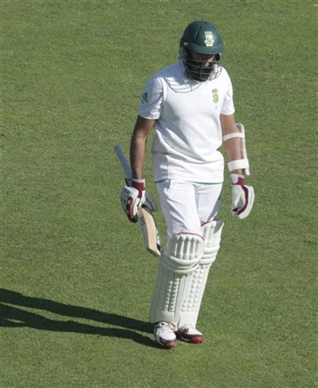 <strong><em>A despondent South African captain Hashim Amla walks off after being dismissed for 4... (AP)</em></strong>