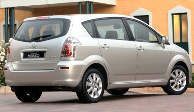 The Toyota Verso MPV is facing problems with its passenger side airbag