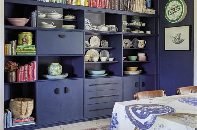 Do it yourself! 	A fresh look for an old wall unit