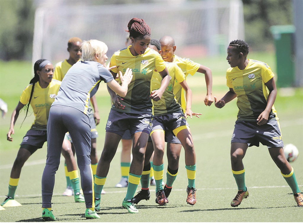Coach Vera Pauw takes her charges through a drill during team training this week. Picture: Sydney Mahlangu/BackpagePix 