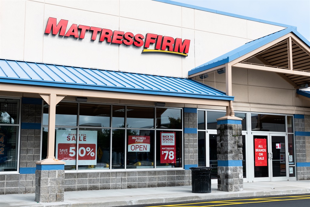 mattress firm sold to steinhoff