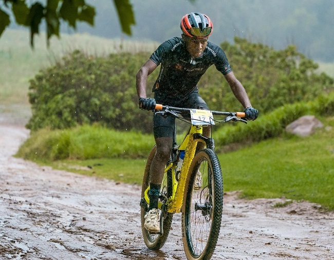 Road bikes don't do well, in rain. But mountain bikes, do. Just ask Kusaselihle Ngidi (Chris Hitchcock)