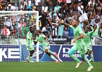 Red-Hot Mabasa Fires Bucs Past City In Cape Town