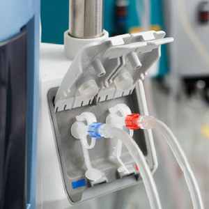 Many patients end up being readmitted to hospital after dialysis. 