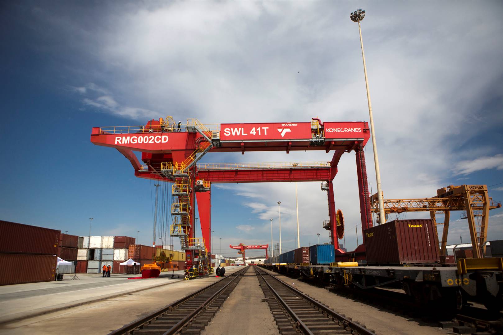 Pakta kereta api Transnet dan Moz untuk memperluas ekspor krom SA, singkirkan 200 truk dari jalan