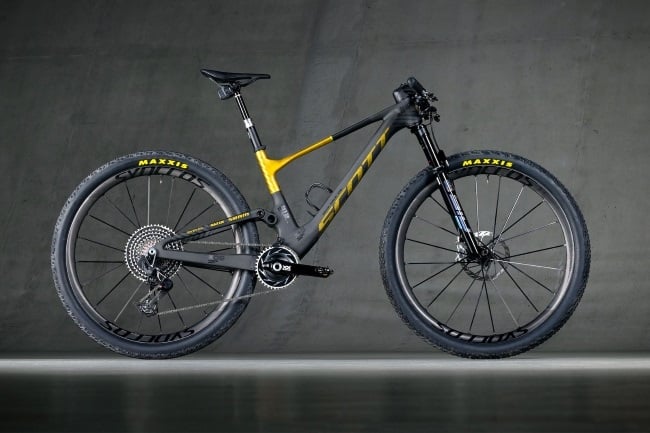 
This Scott Spark RC carbon HMX SL is very custom. As it should be, for the world’s best rider. (Photo: Scott Sports)
