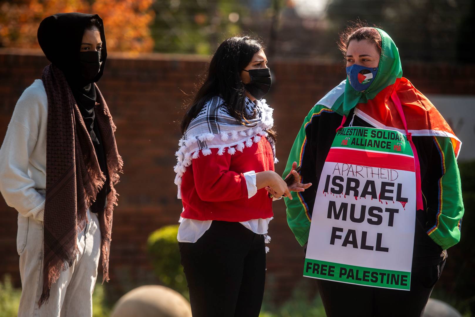 More than a 100 ANC members protested in solidarity with people of Palestine at the Israeli embassy in Pretoria. Photo: Gallo Images/Alet Pretorius/File