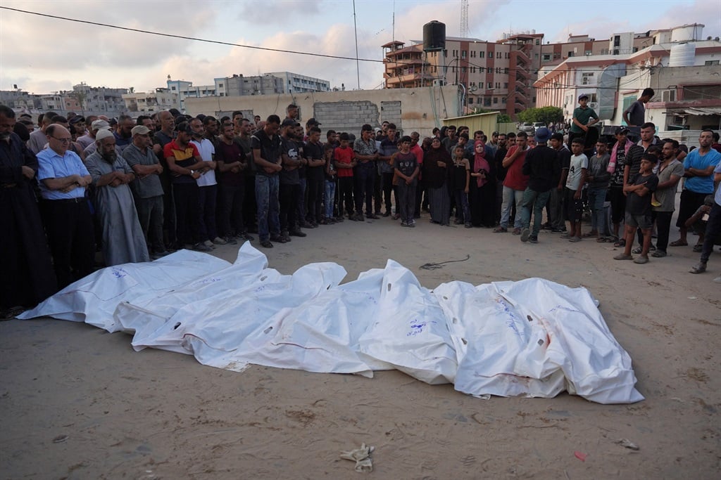 News24 | Gaza health ministry says 70 killed after Israel evacuation order thumbnail