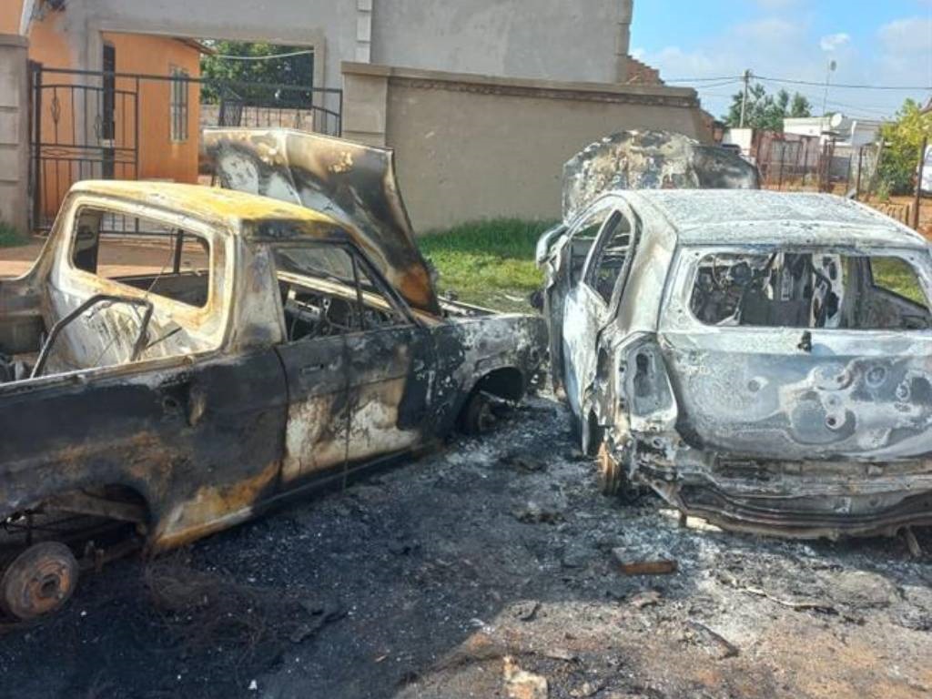 A man has been assaulted and two cars torched after an 8-year-old Gauteng boy was killed during an illegal street race.