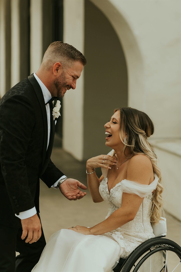 Paralyzed Groom, 26, Walks Down The Aisle With Help Of His New Bride Daily  Mail Online