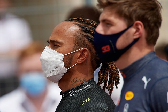 Lewis Hamilton of Great Britain and the (44) Mercedes AMG Petronas F1 Team and Max Verstappen of Netherlands and the (33) Red Bull Racing prior to the F1 Grand Prix of France at Circuit Paul Ricard on June 27, 2021 in Le Castellet, France. 